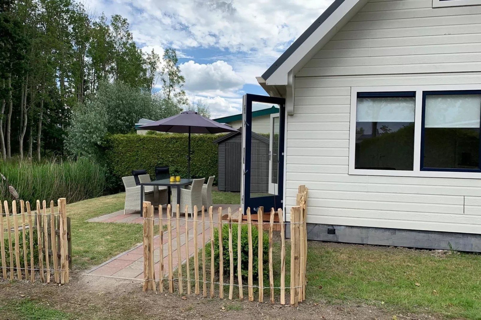 Recreatiepark de Friese Wadden 8-Tuinen zomer