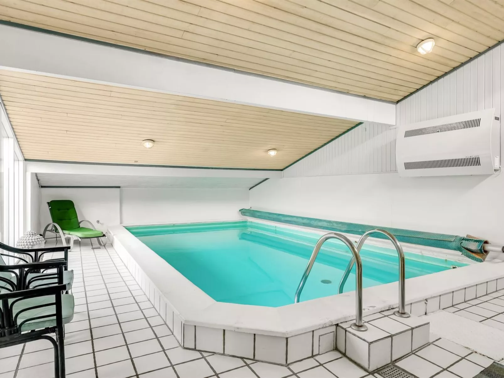 "Halwarth" - 250m from the sea-Buiten
