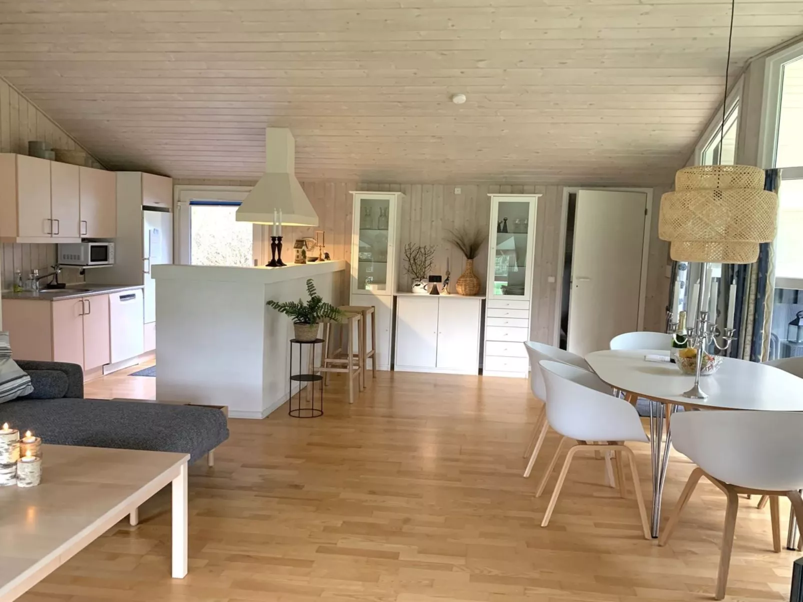 "Vilmar" - 1.2km from the sea-Binnen