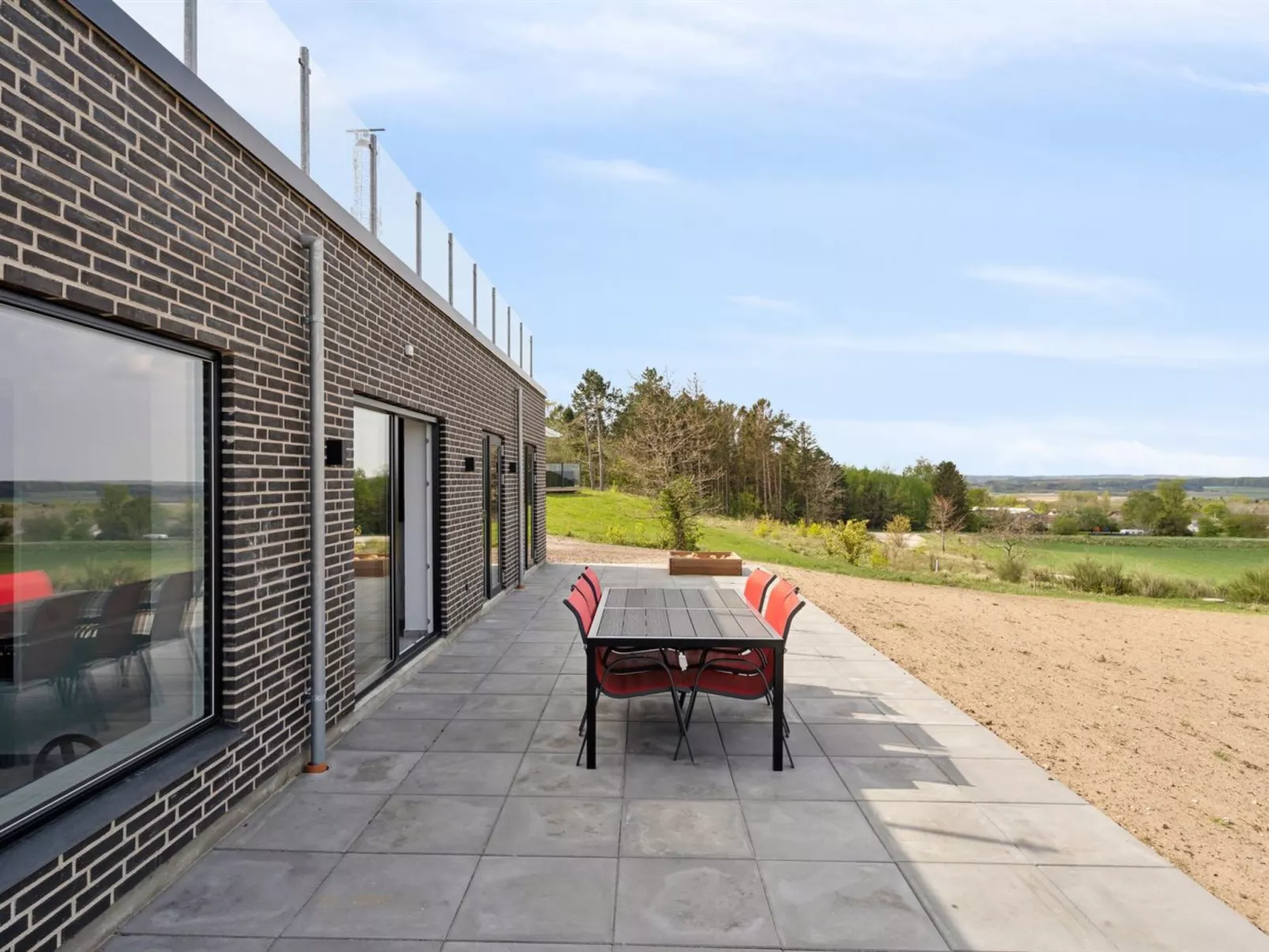 "Ann" - 1.3km from the sea-Buiten