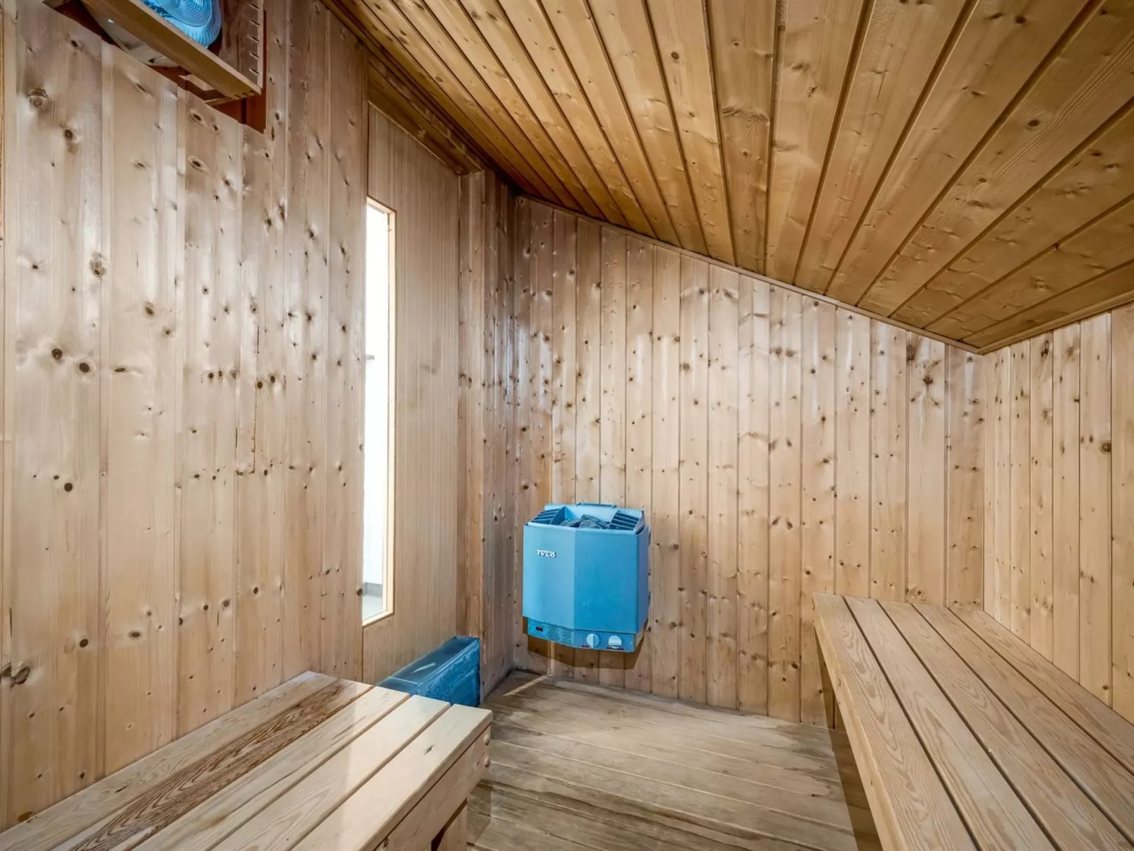 "Aaro" - 1.5km from the sea-Binnen