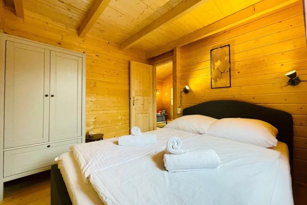 285249-Slaapkamer