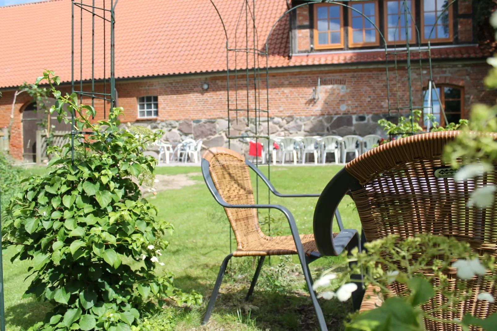 Landhausetage mit Garten-Tuinen zomer