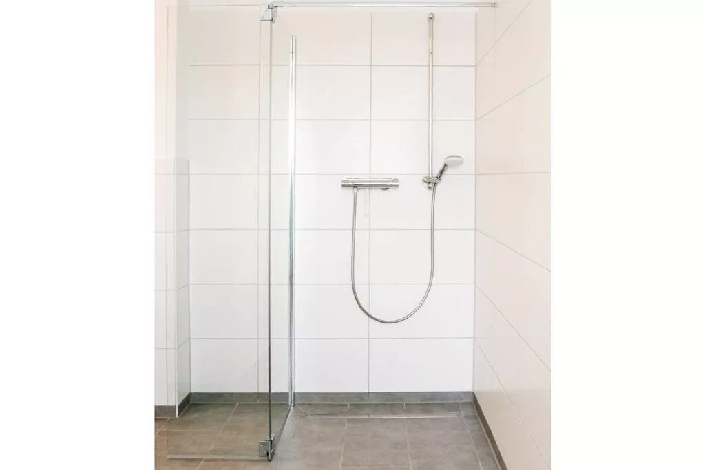 300329-Badkamer