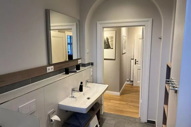290559-Badkamer