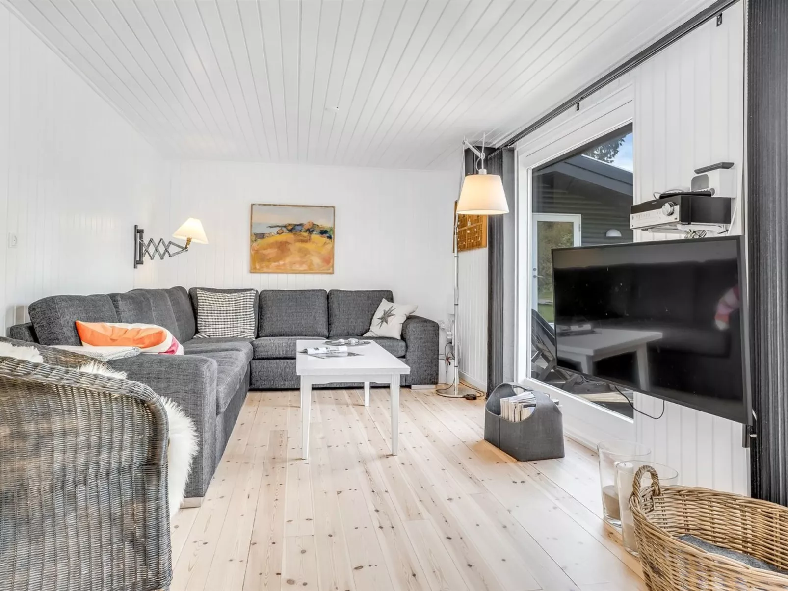 "Jula" - 290m from the sea-Binnen