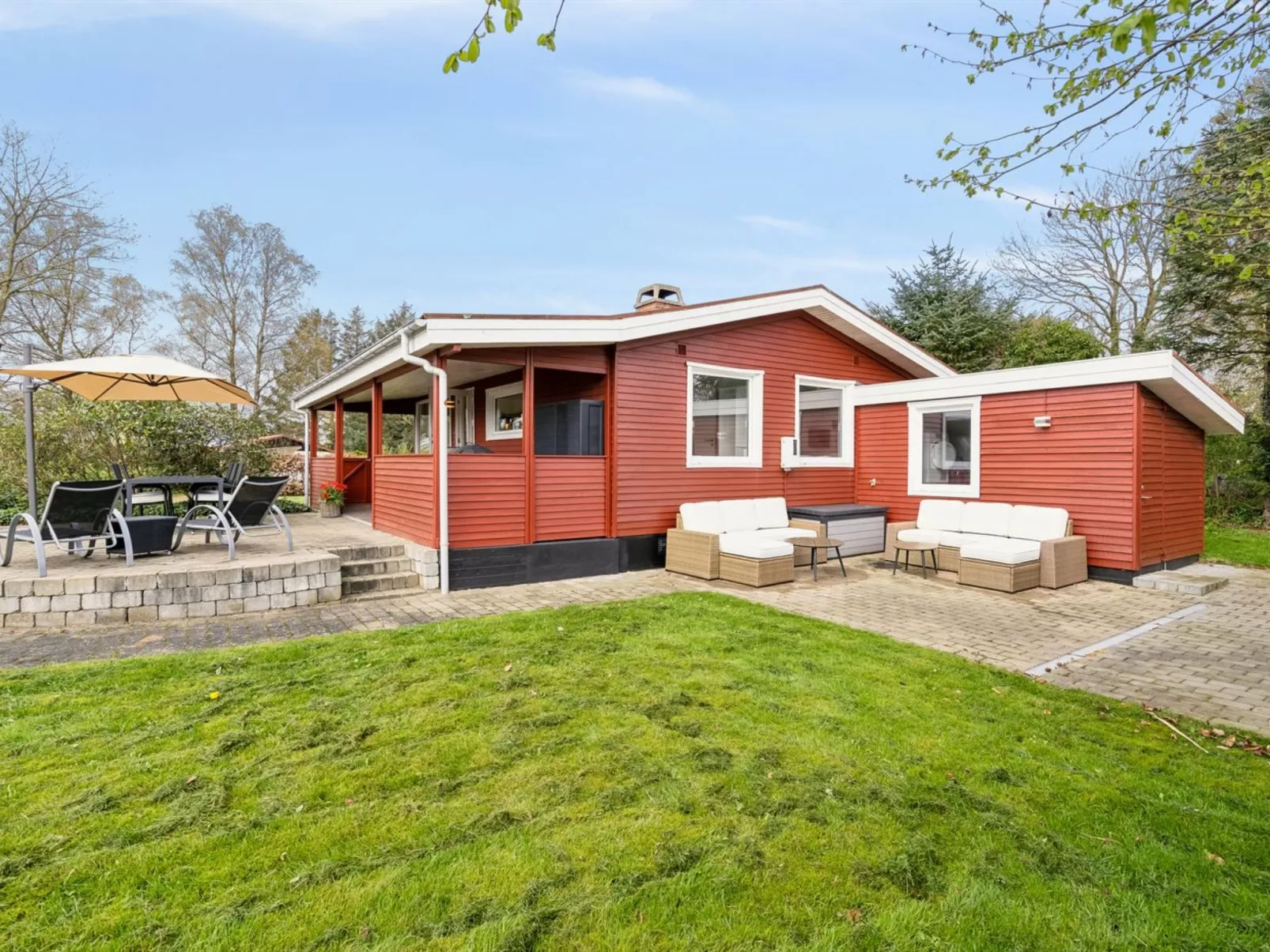 "Safina" - 100m from the sea-Buiten