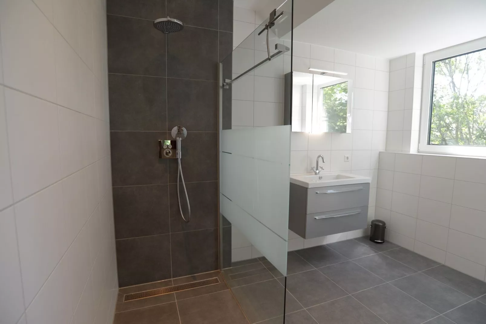 Villa  Hoogelandt 10-Badkamer