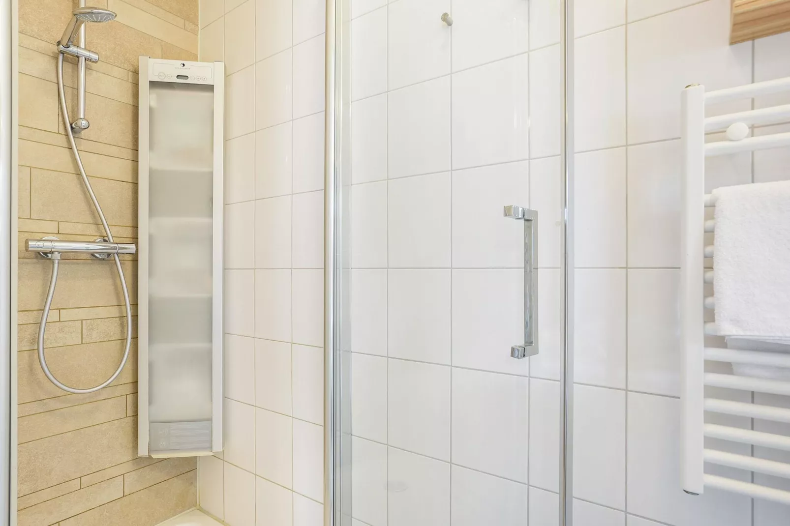 Strand Resort Nieuwvliet-Bad 12-Badkamer