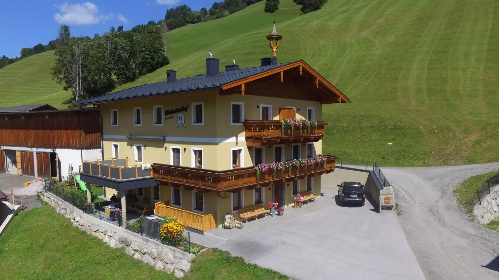 Vorderbichlhof-Buitenkant zomer