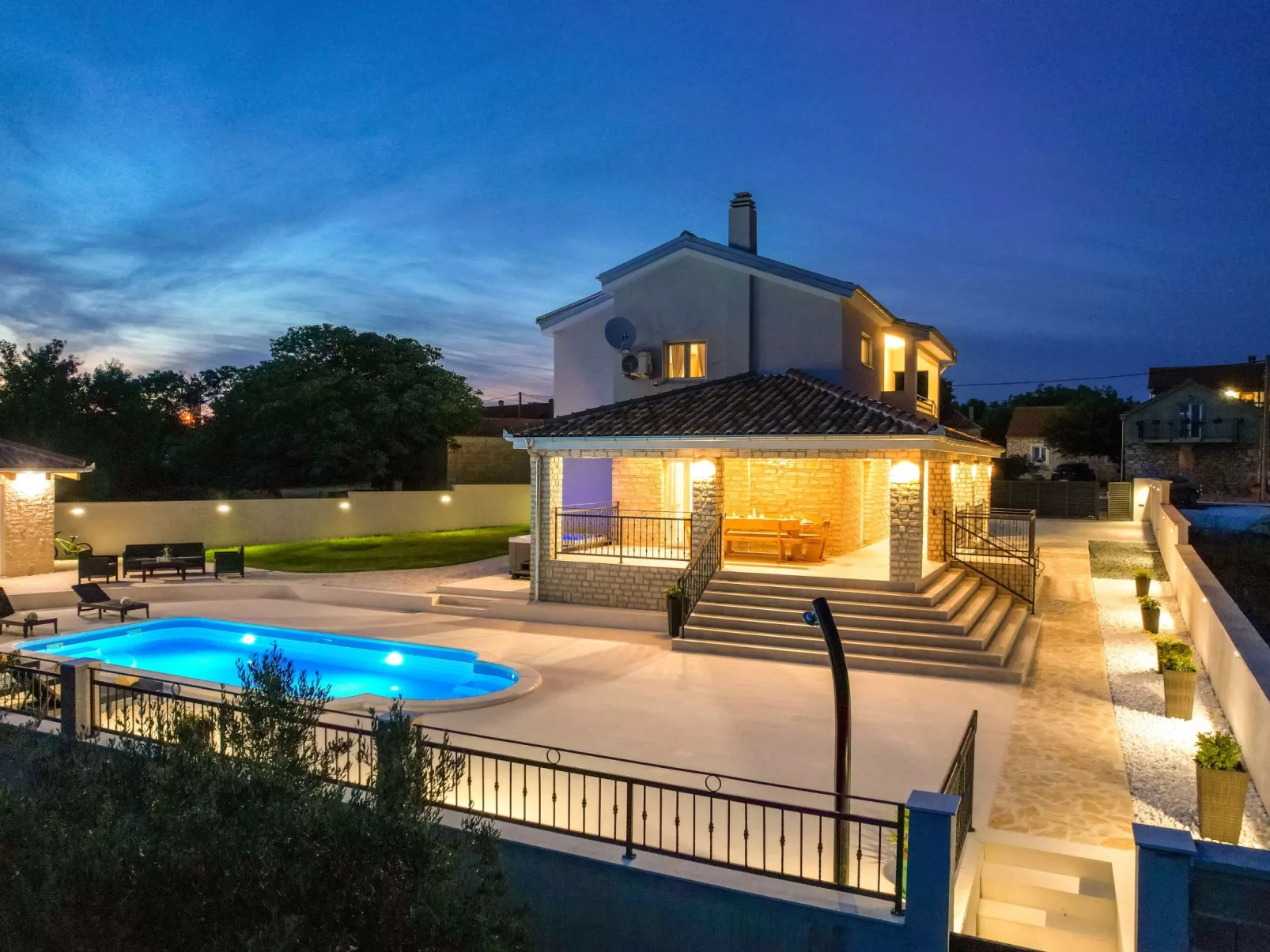 Villa Šime-Buiten