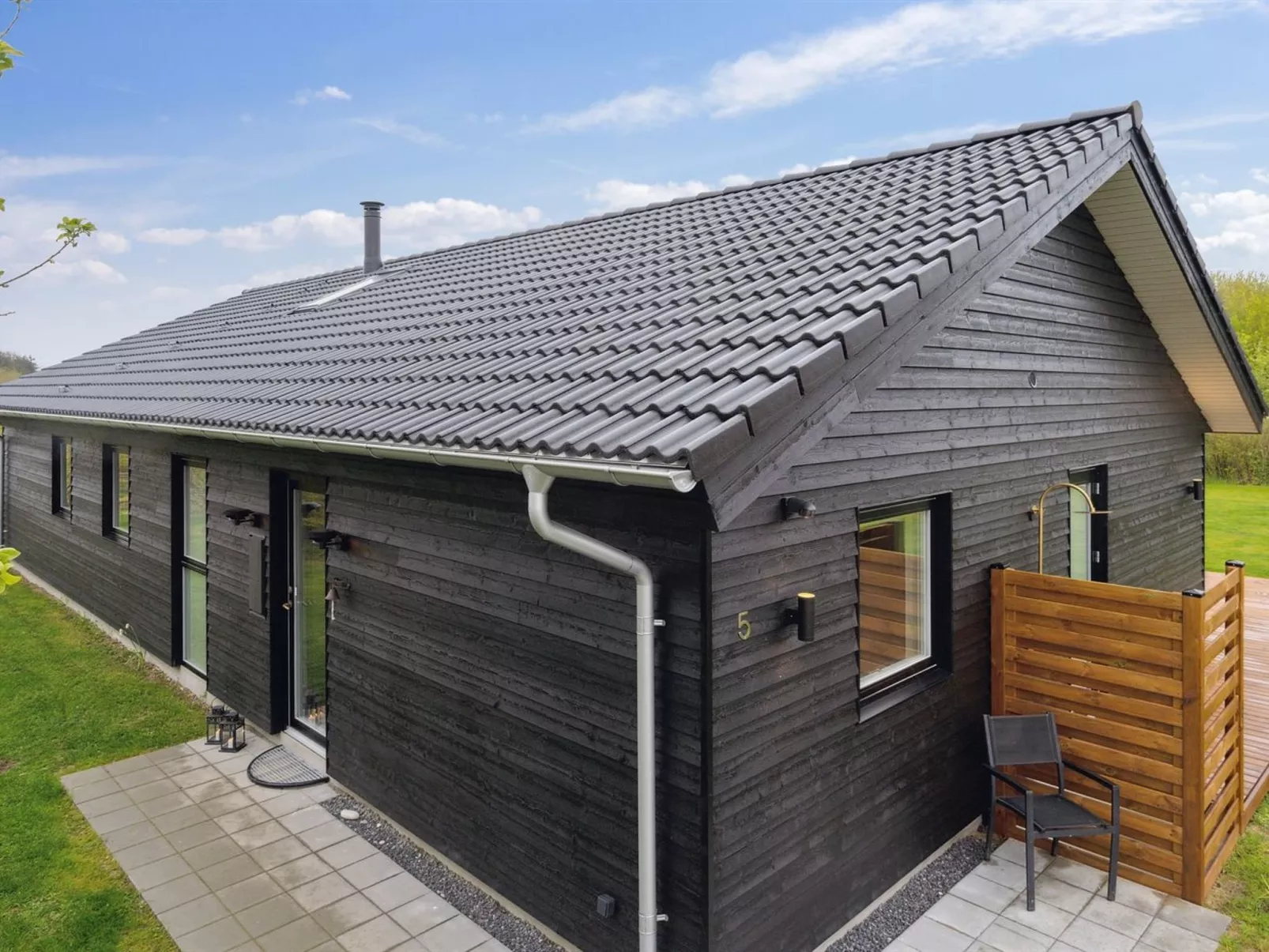 "Hasten" - 600m from the sea-Buiten