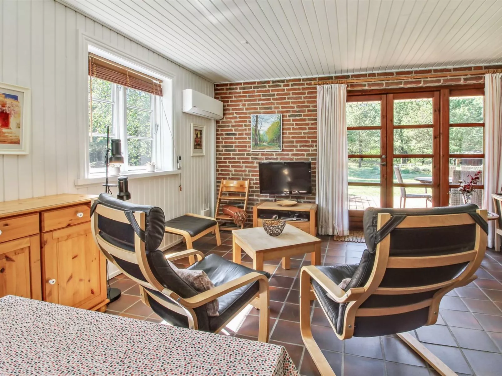 "Angret" - 3.5km from the sea-Binnen