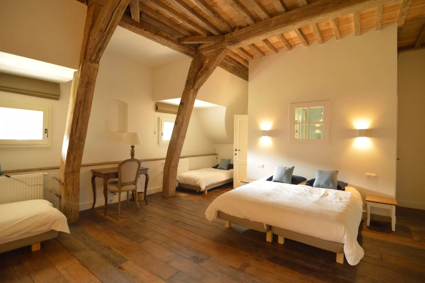 Chateau des Deux Etangs 36 pers-Slaapkamer