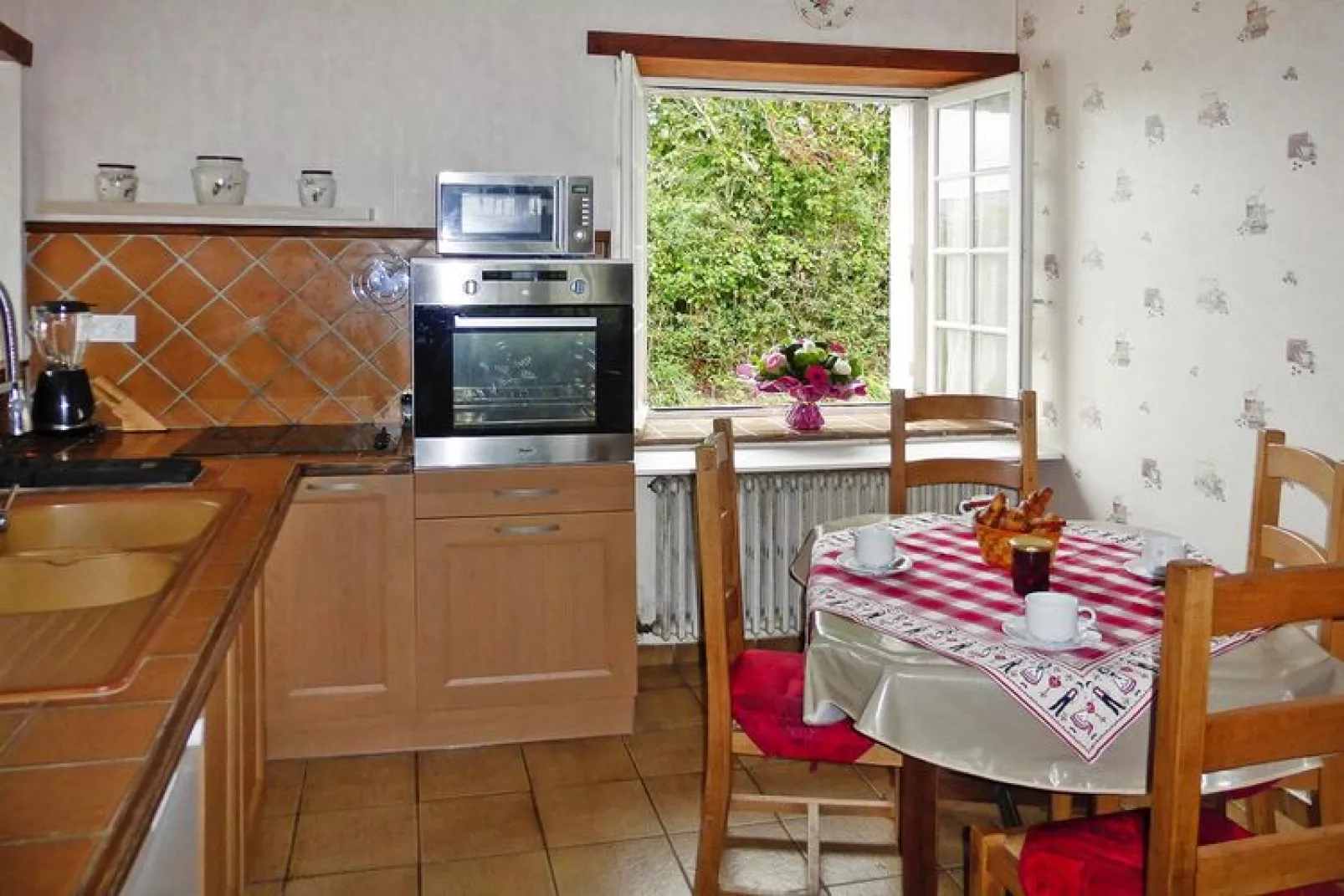 Holiday home St Maurice-en-Cotentin-Keuken