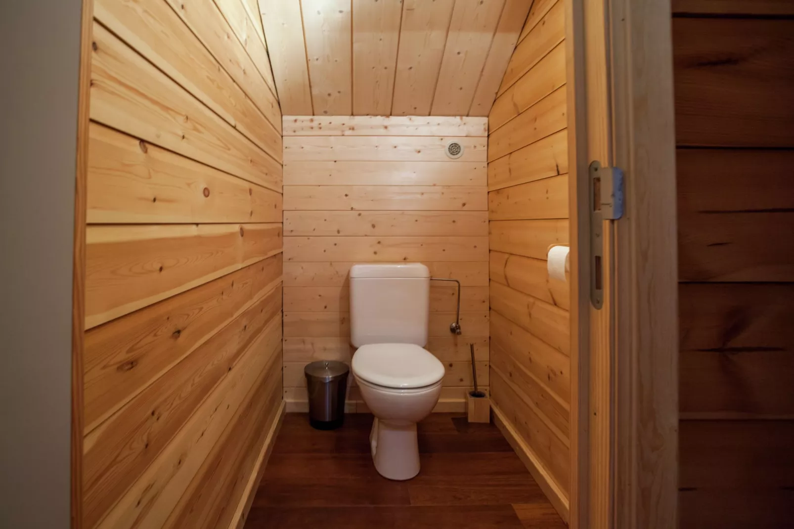 Modern vakantiehuis in Vresse-sur-Semois dicht bij kajakken-Badkamer
