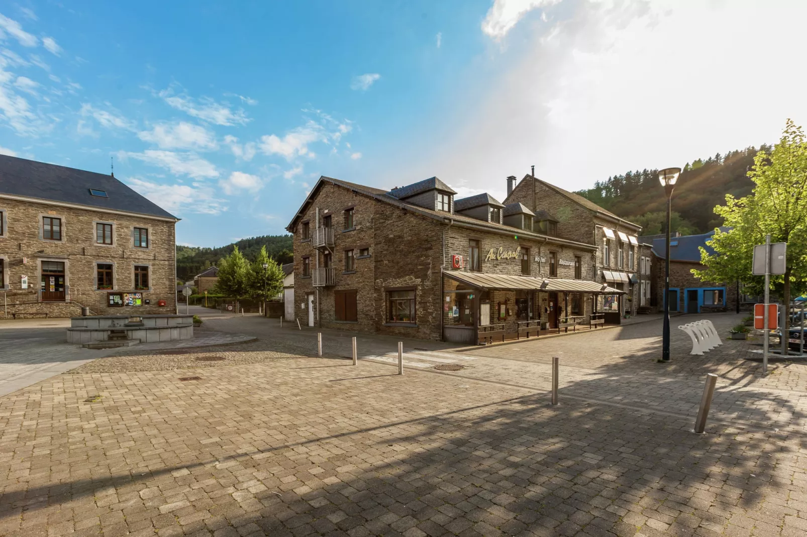 Modern vakantiehuis in Vresse-sur-Semois dicht bij kajakken-Gebieden zomer 1km