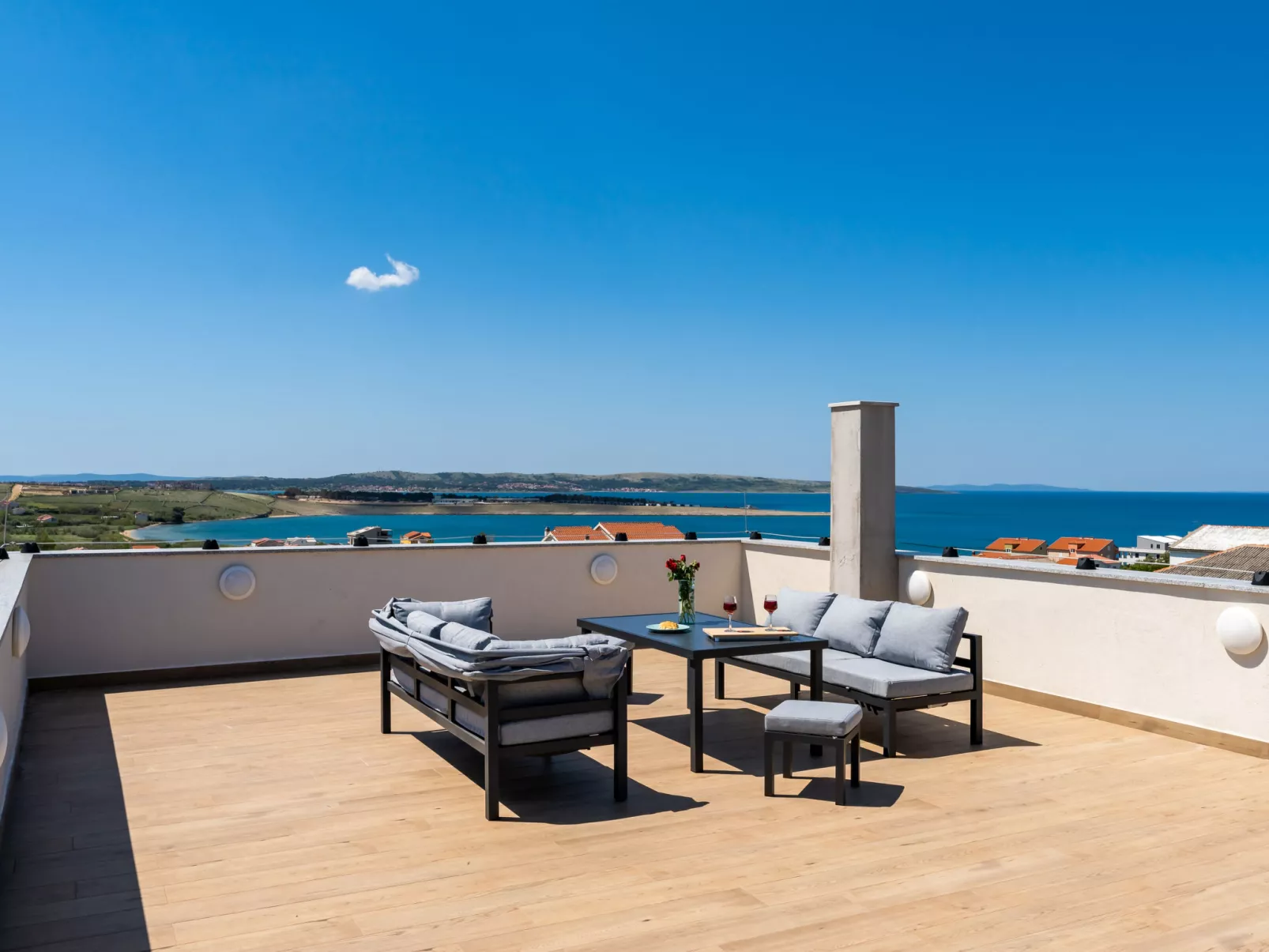Luxury Villa Terra Maiorum-Binnen
