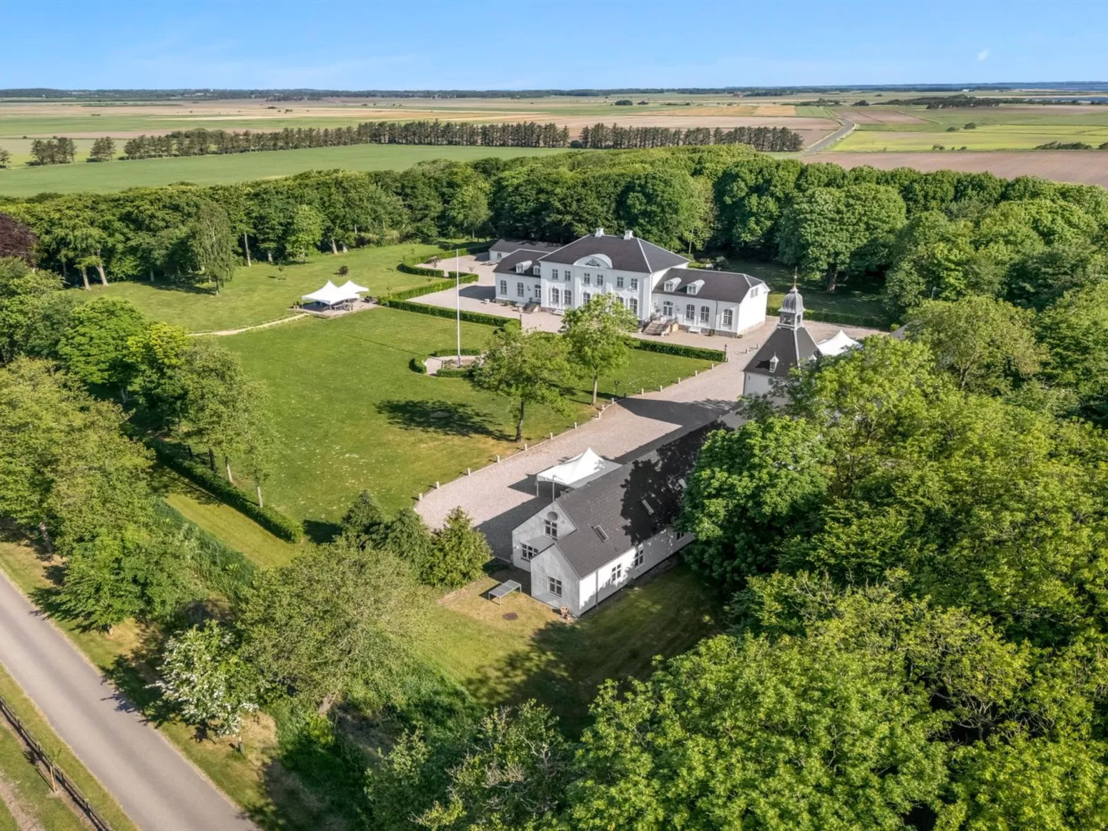 "Eini" - 4.5km from the sea-Buiten