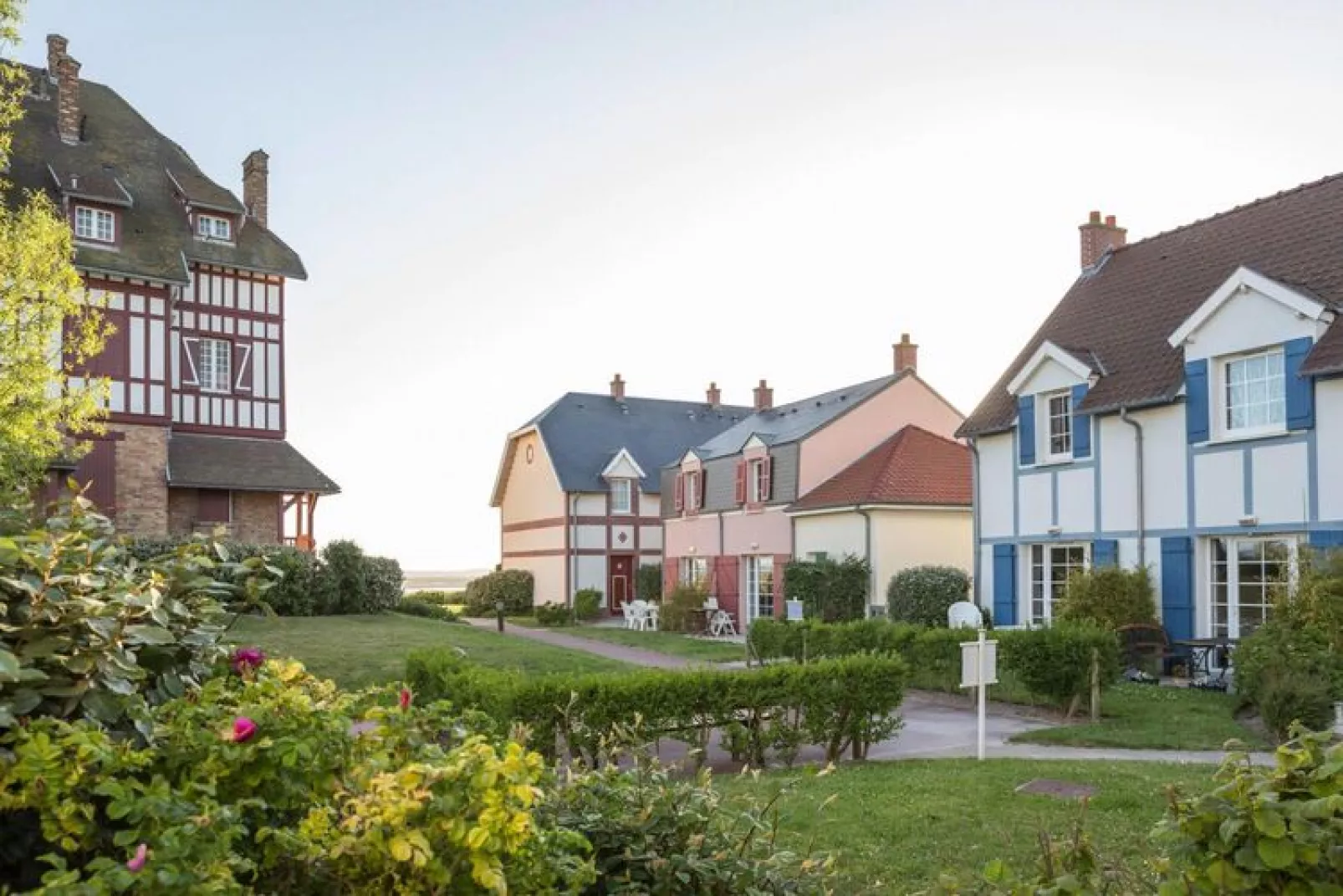 Appartement in Le Crotooy vlakbij de zee-Buitenkant zomer