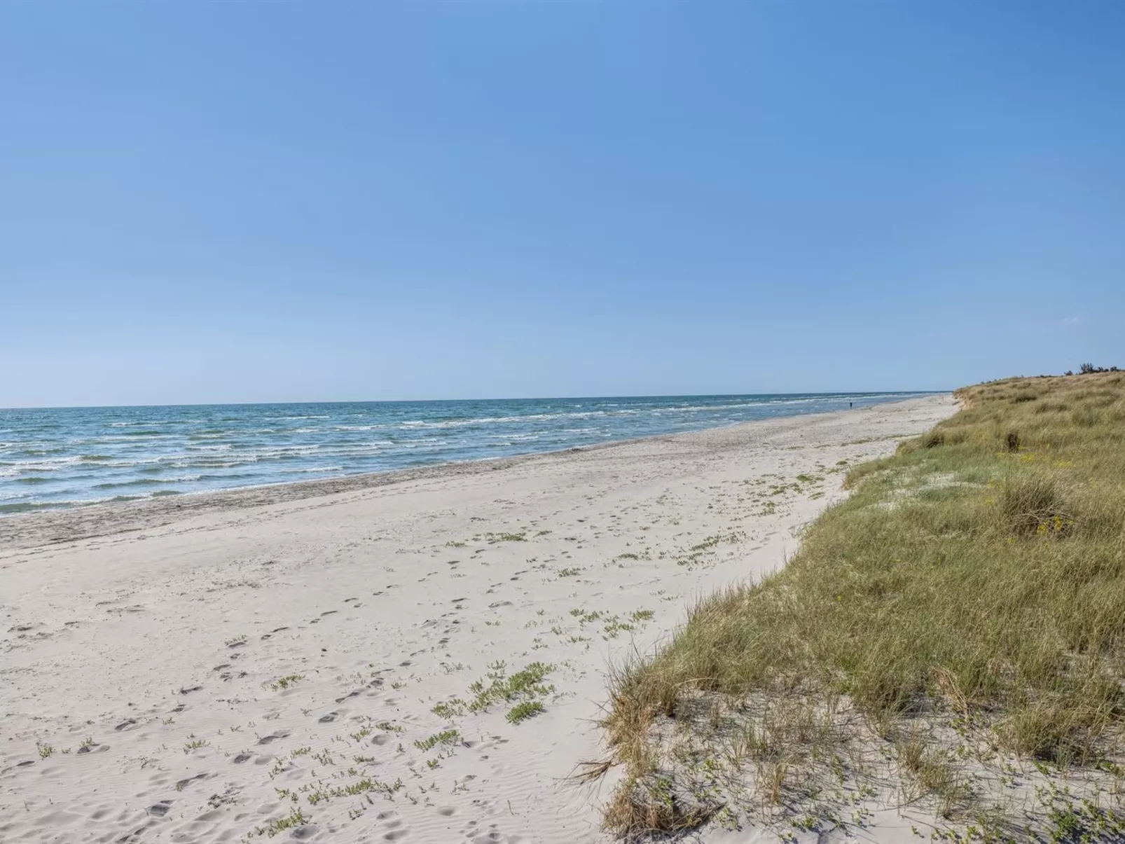 "Einette" - 100m from the sea-Buiten