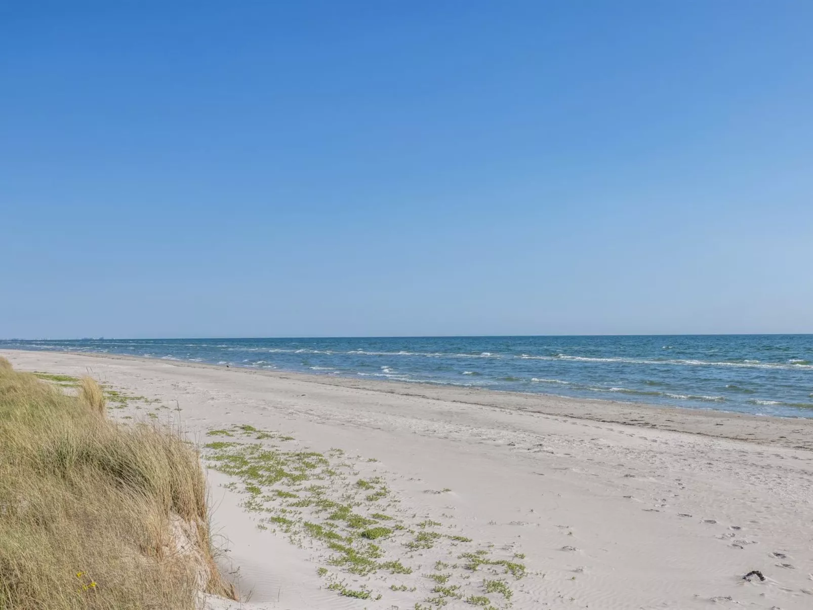 "Einette" - 100m from the sea-Buiten