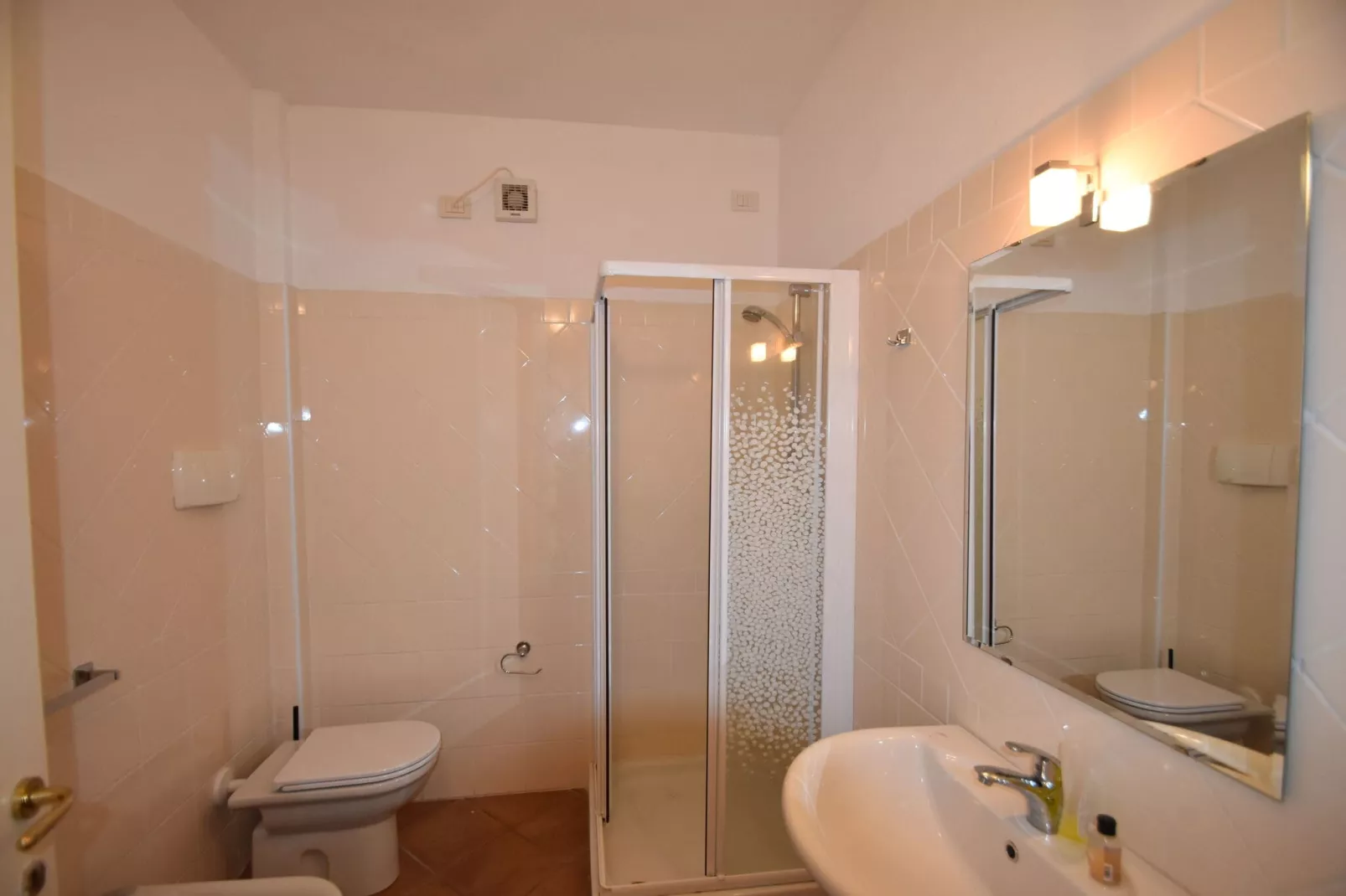 Vigneto E 24 - 6 pax-Badkamer