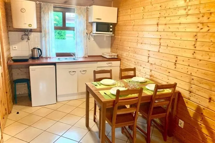Domek STANDARD dla 4 osób Sarbinowo-Keuken