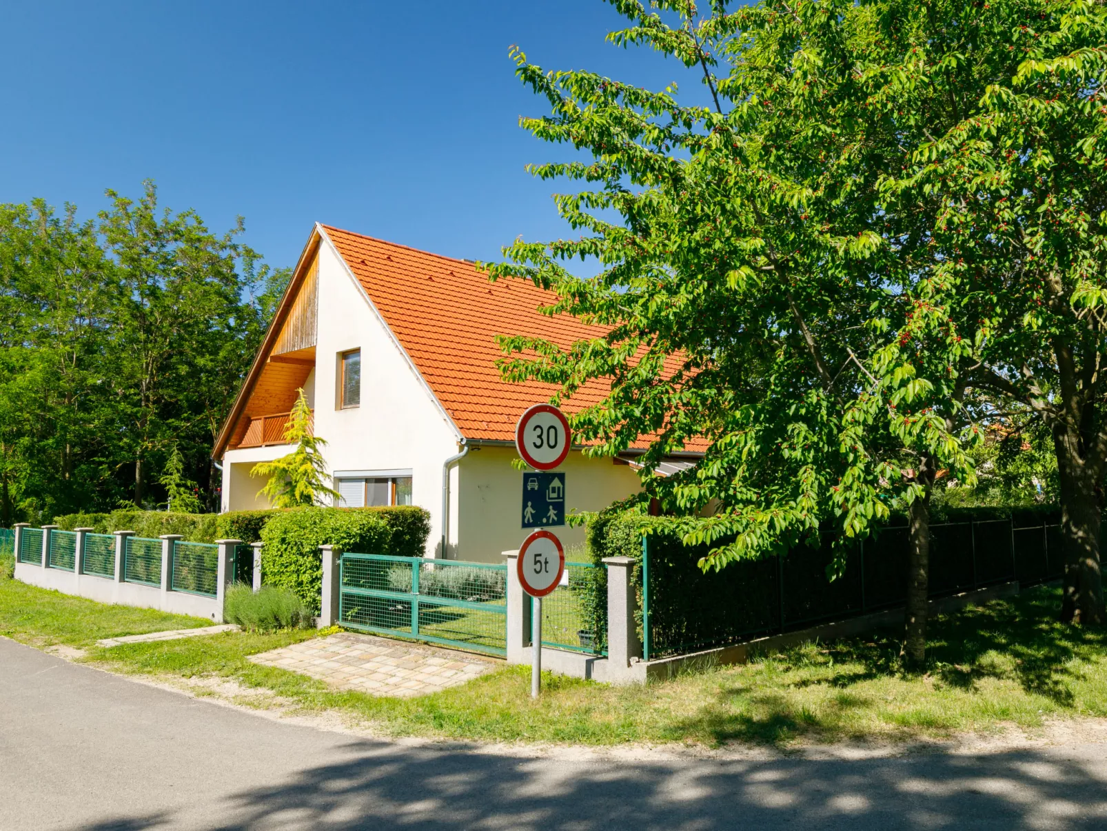 Carlo-Buiten