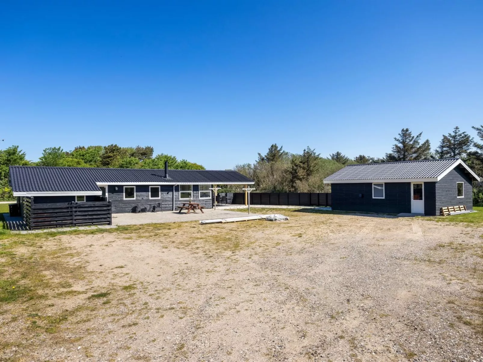 "Thorsten" - 500m from the sea-Buiten