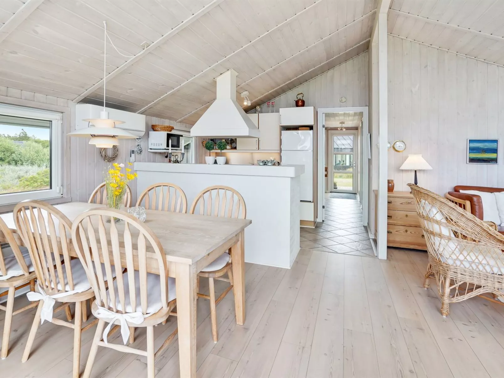 "Hariet" - 300m from the sea-Binnen