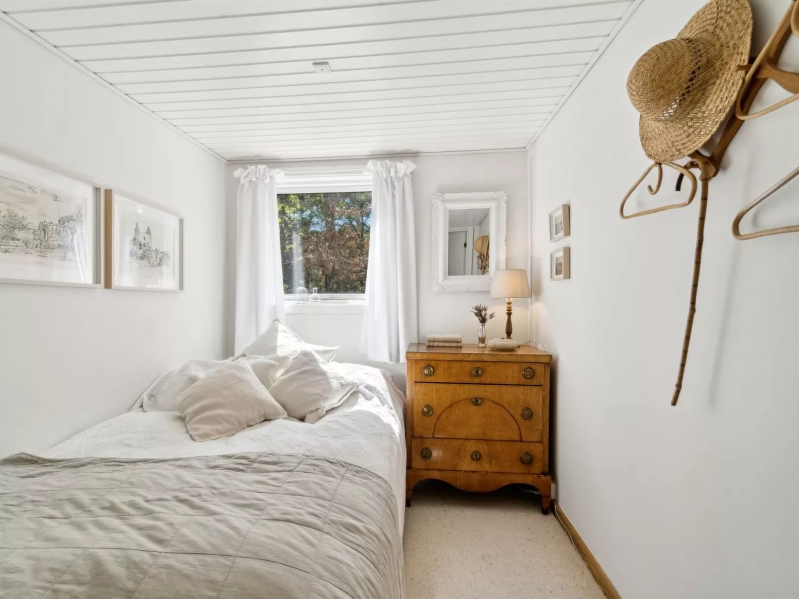 "Eine" - 150m from the sea-Binnen