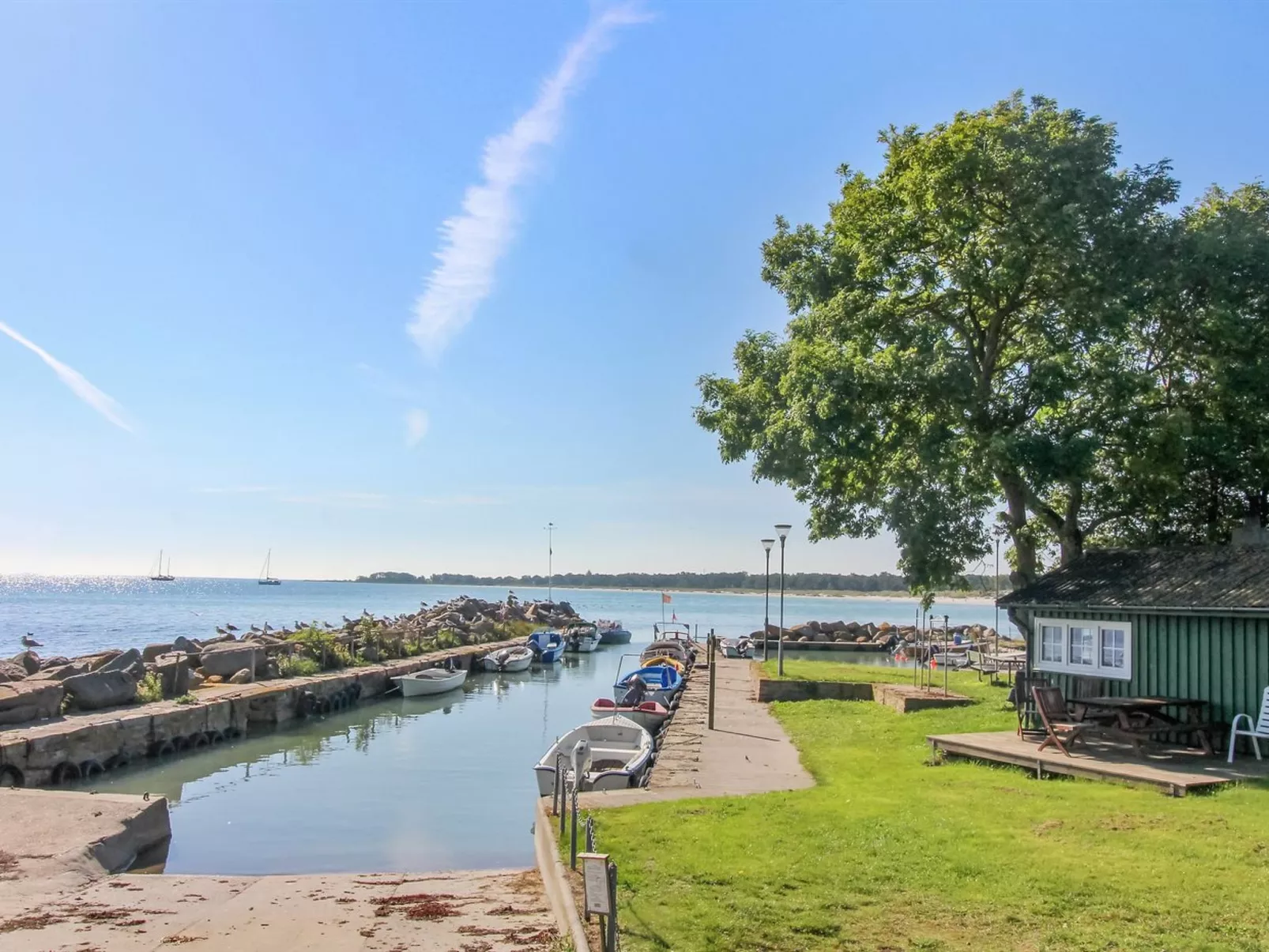"Eine" - 150m from the sea-Buiten