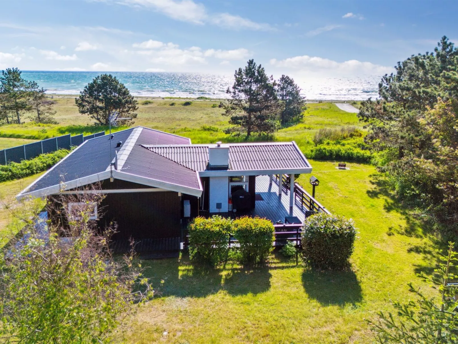 "Gerwin" - 150m from the sea-Buiten