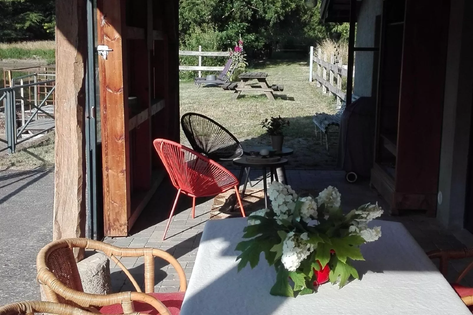 Gîte "Au bord de l'Eau "-Terrasbalkon