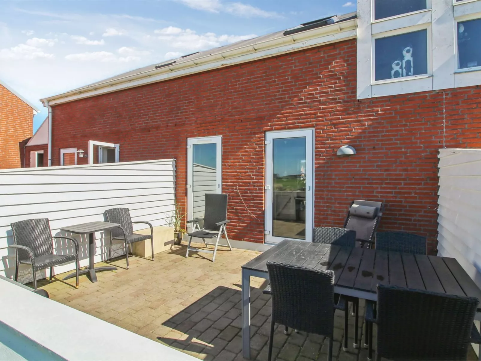 "Sakari" - 300m from the sea-Binnen