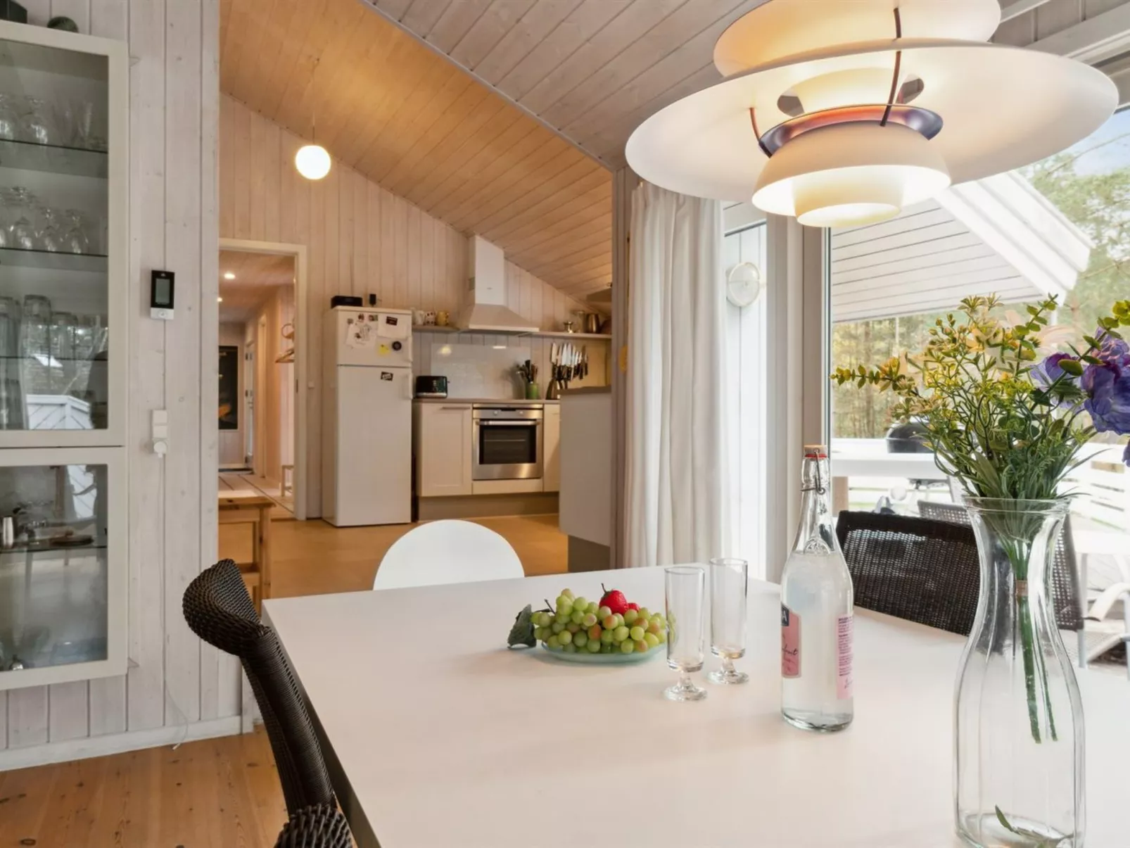 "Tilje" - 500m from the sea-Binnen