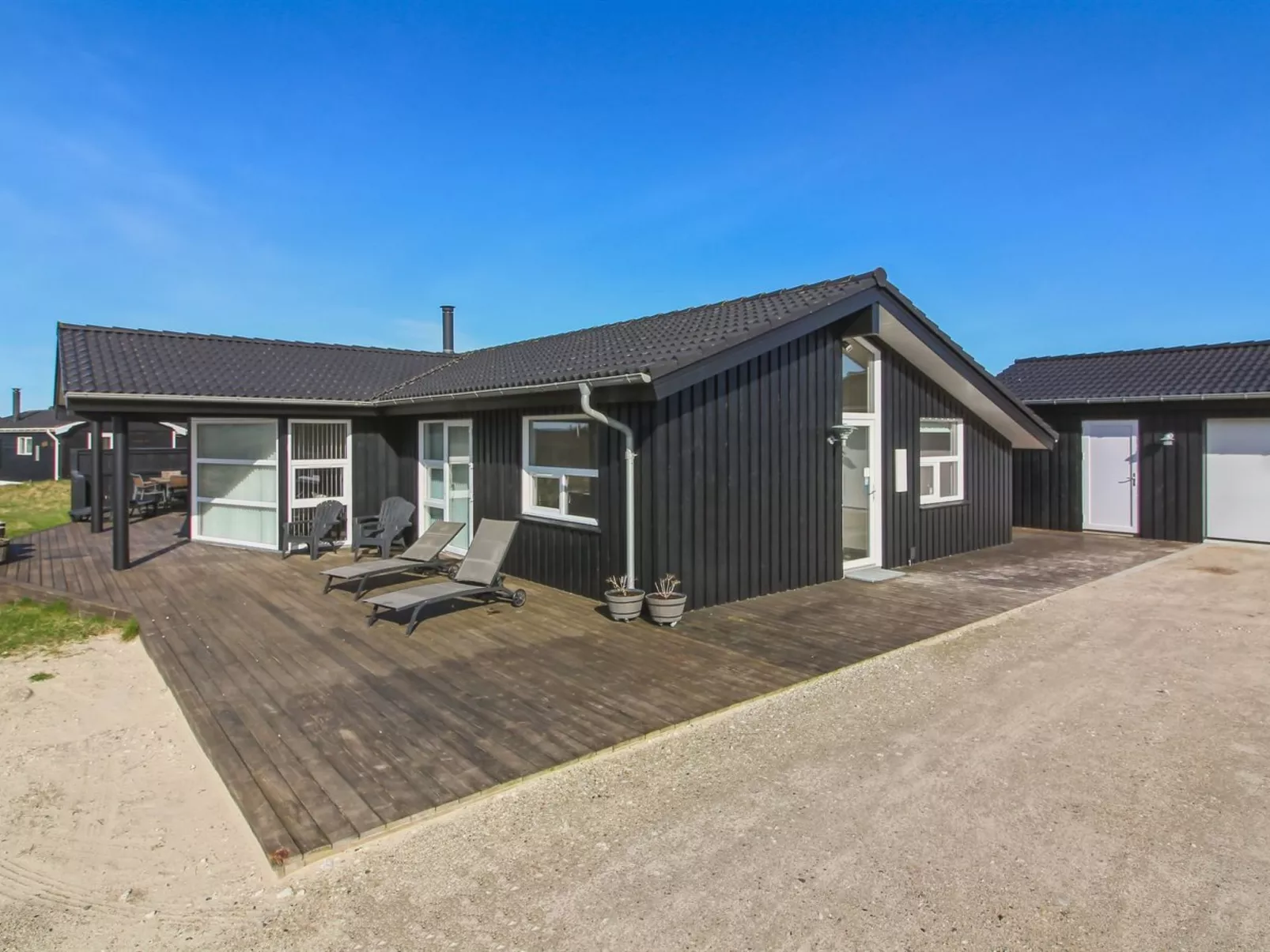 "Lennart" - 300m from the sea-Binnen