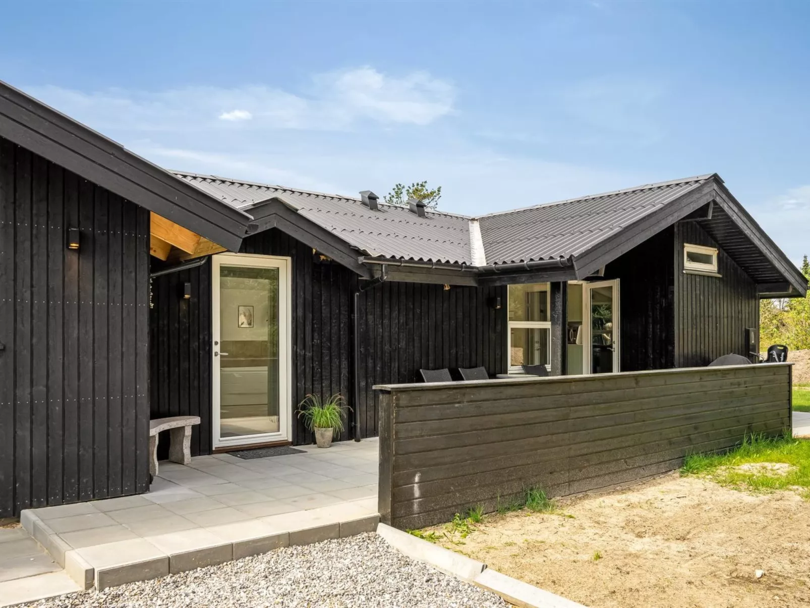 "Ema" - 1.9km from the sea-Buiten