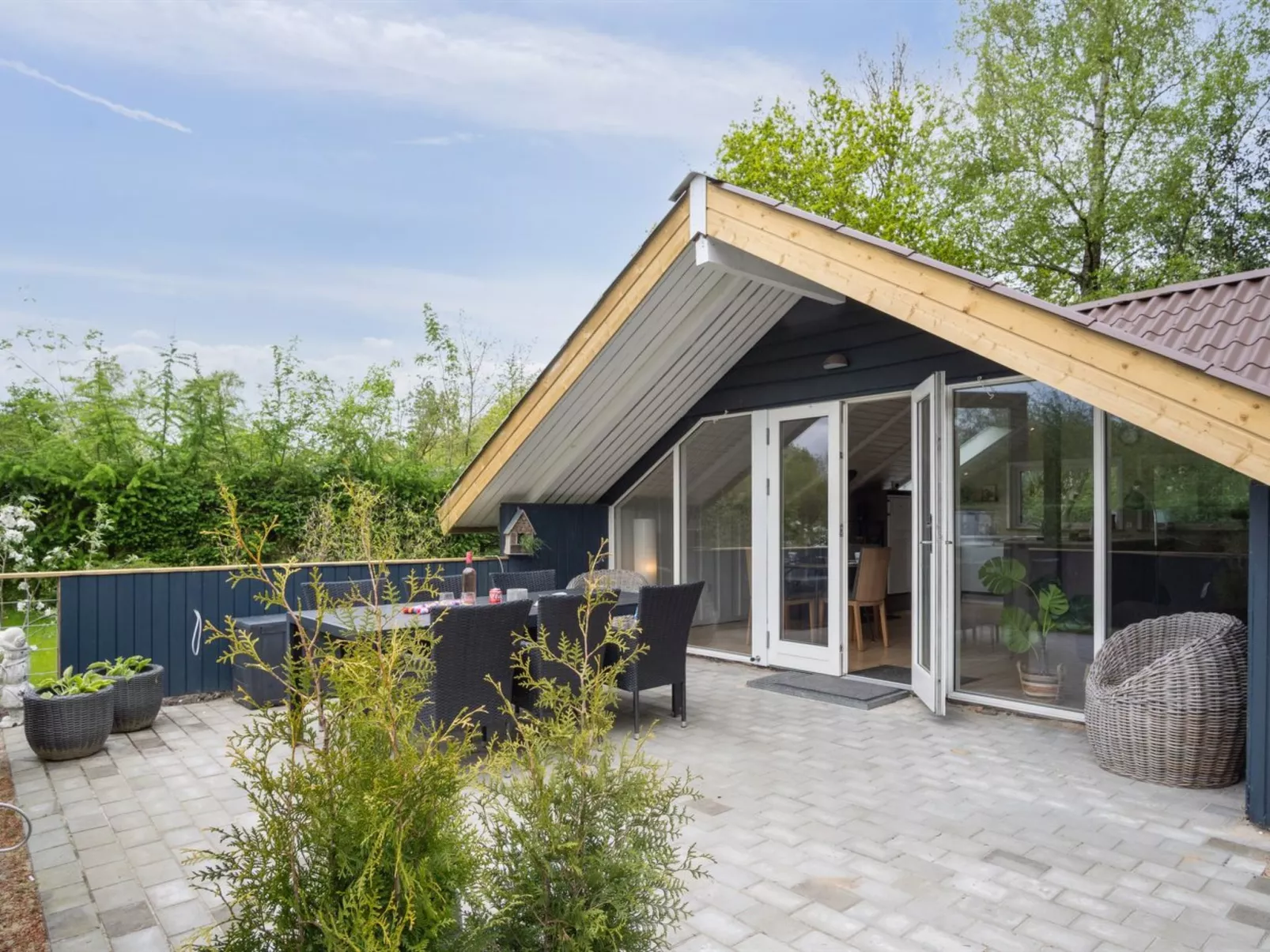 "Fenna" - 30km from the sea-Buiten