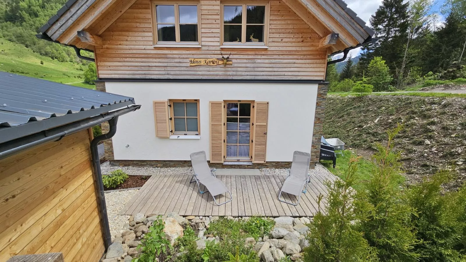 Chalet Karibu-Buitenkant zomer