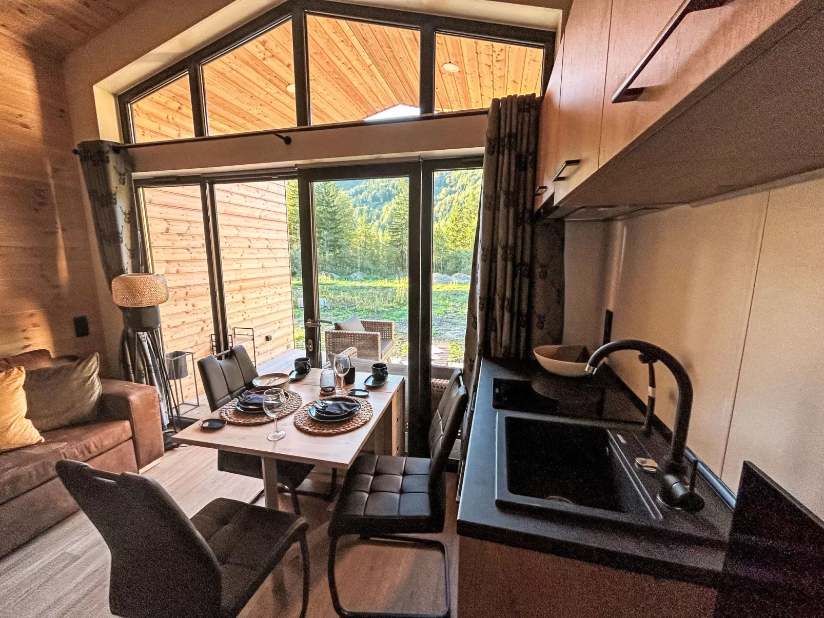 Tiny Haus Glockenalm-Haus Puppenkiste-Binnen