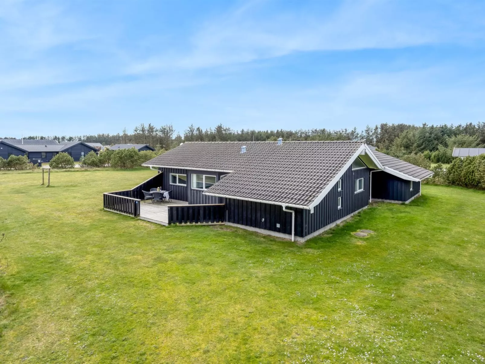 "Juris" - 950m from the sea-Buiten