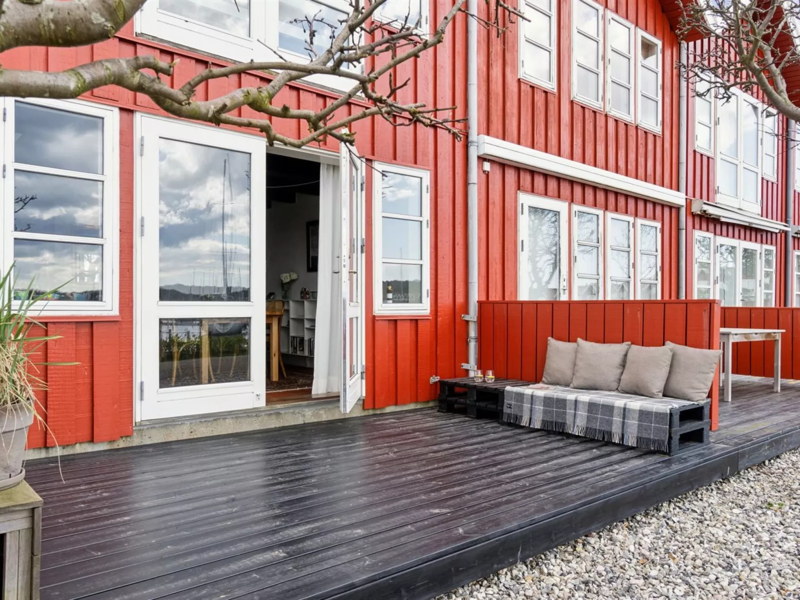 "Ethly" - 10m from the sea-Buiten