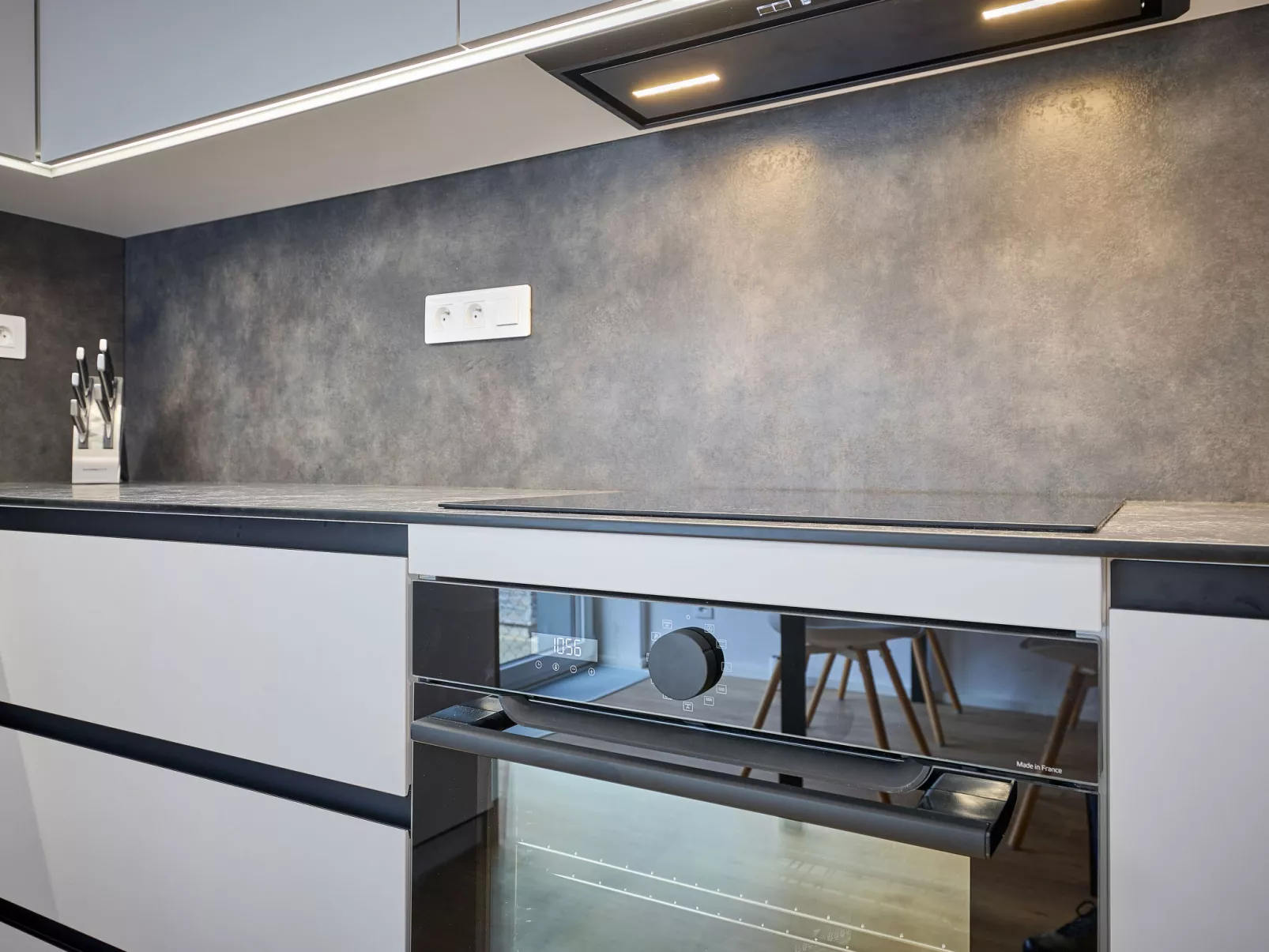 Chic Mountain Terrace Lounge-Binnen