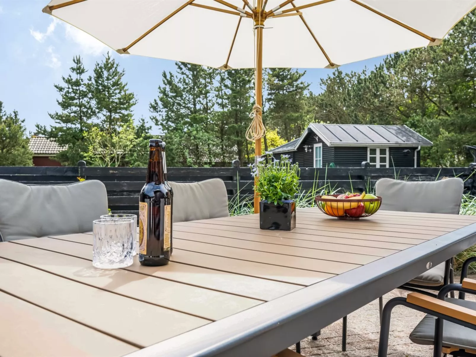 "Aviaya" - 350m from the sea-Buiten