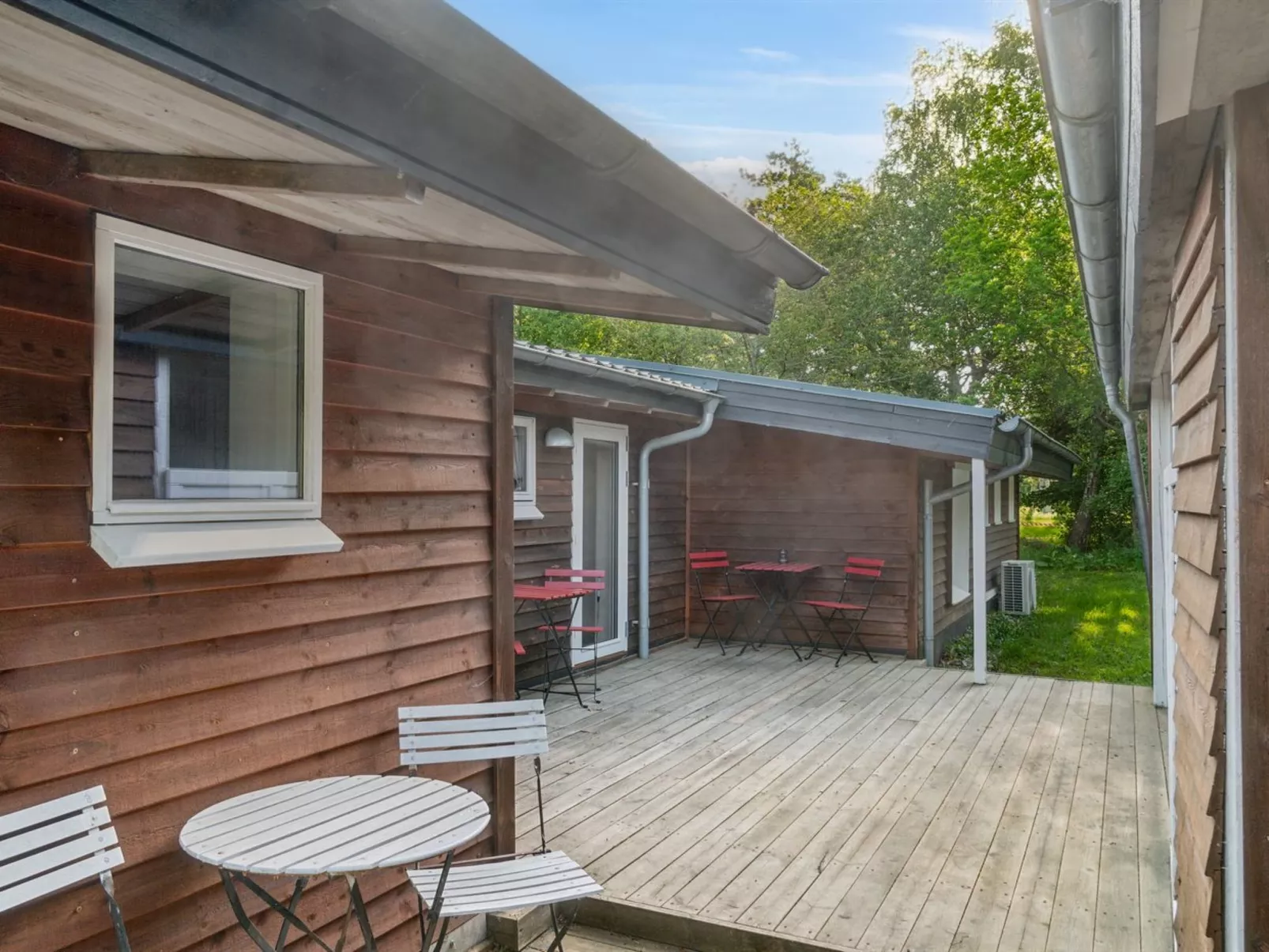 "Bjorn" - 4.3km from the sea-Buiten