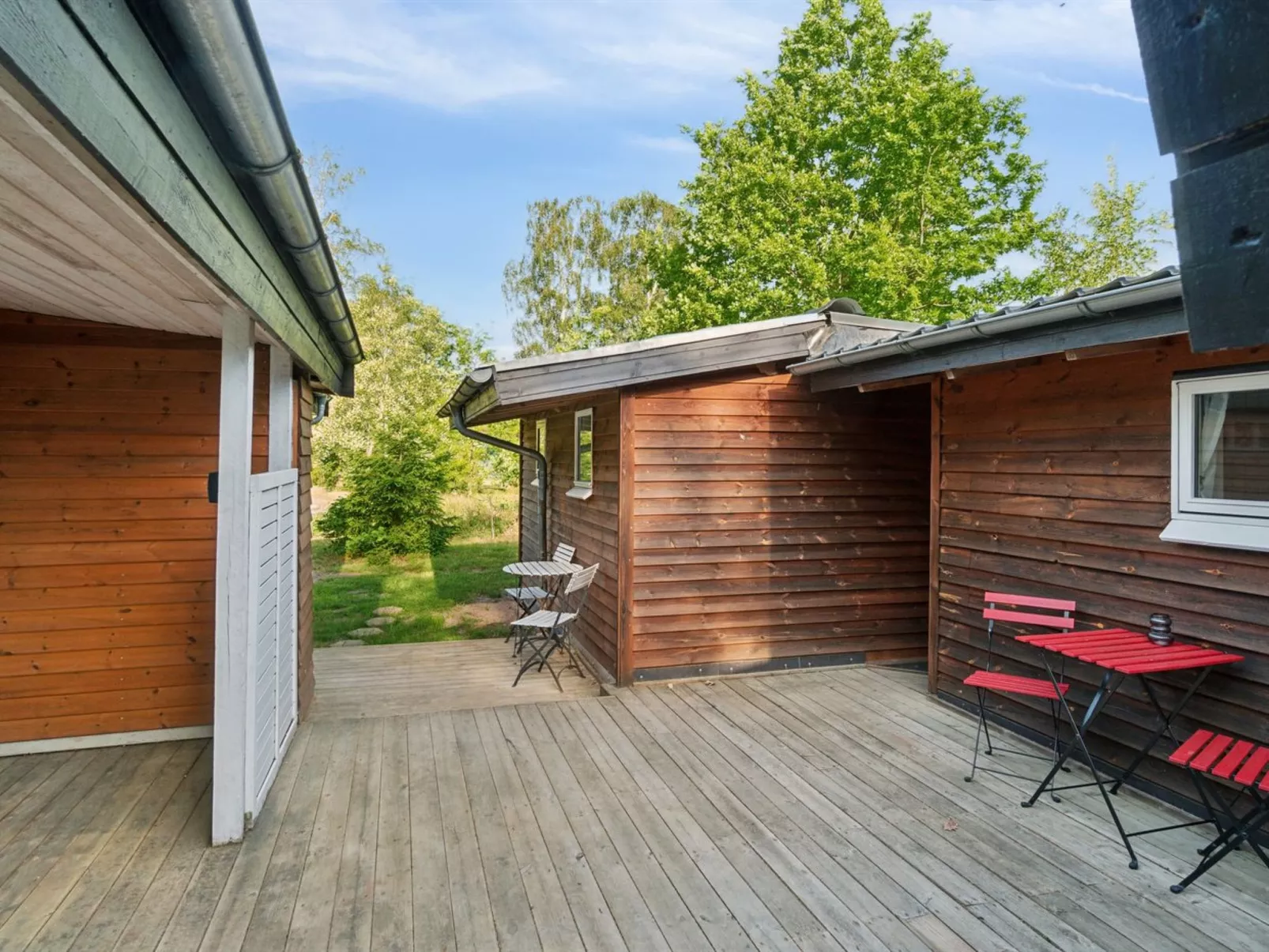"Bjorn" - 4.3km from the sea-Buiten