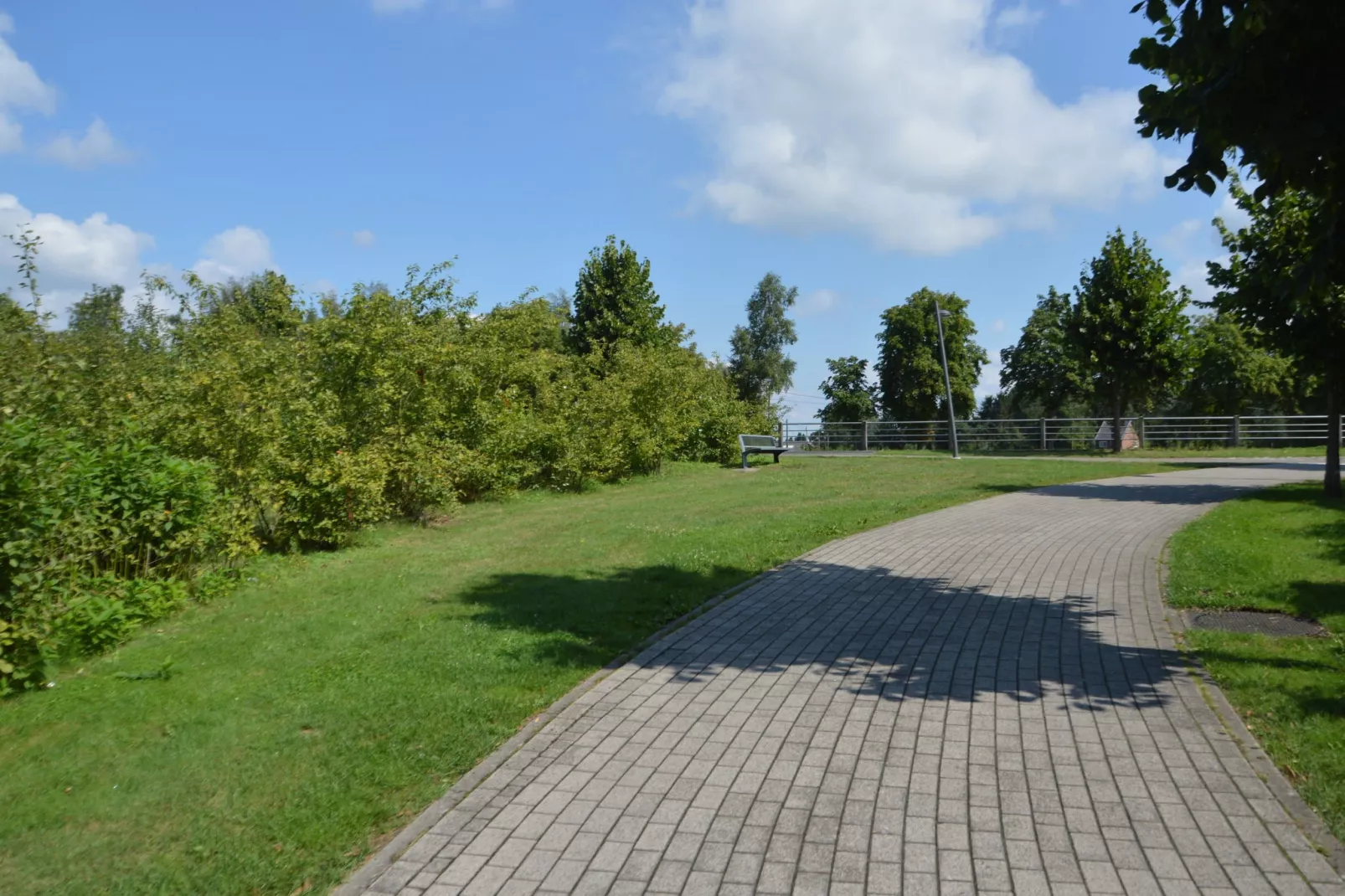 Charmante brugdraaiersvilla in Neerpelt-Gebieden zomer 1km