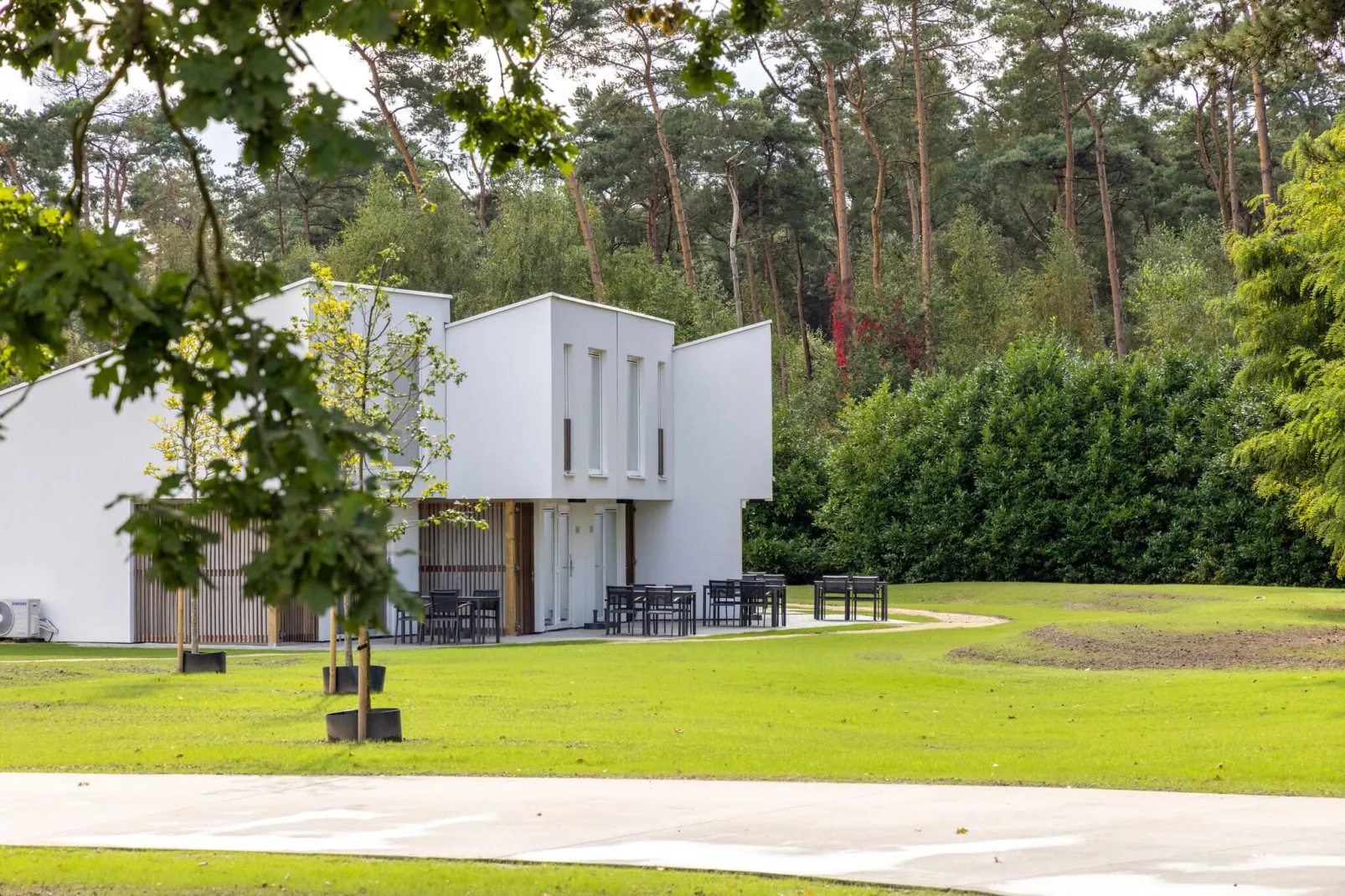 Park Eksel 1-Buitenkant zomer